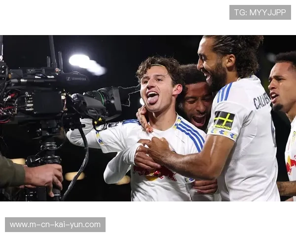 利兹联大胜诺丁汉森林 为保级征程增添重要三分 利兹联大胜诺丁汉森林 为保级征程增添重要三分